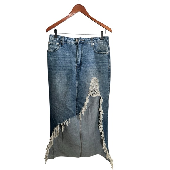 Freemarket Women’s M  Distressed ripped Denim Maxi Skirt Medium - Picture 1 of 5